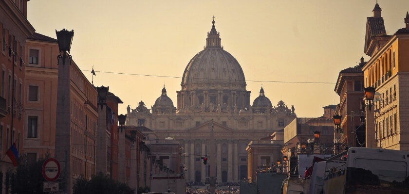Italy has issued its first GDPR fine to the Rosseau platform that fuels the populist 5-star movement