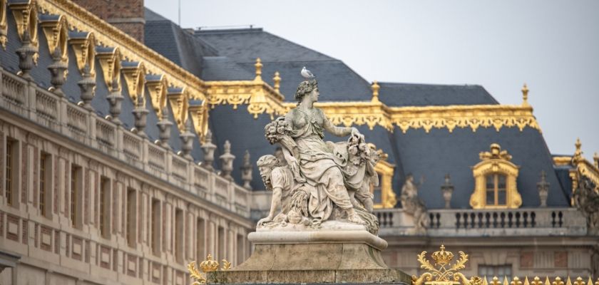 France is pushing a new law forcing social platforms to remove “hate speech” in 24 hours
