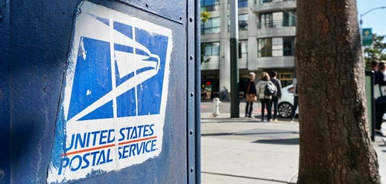 Twitter is accused of selectively-applying mailbox “fact-checks”