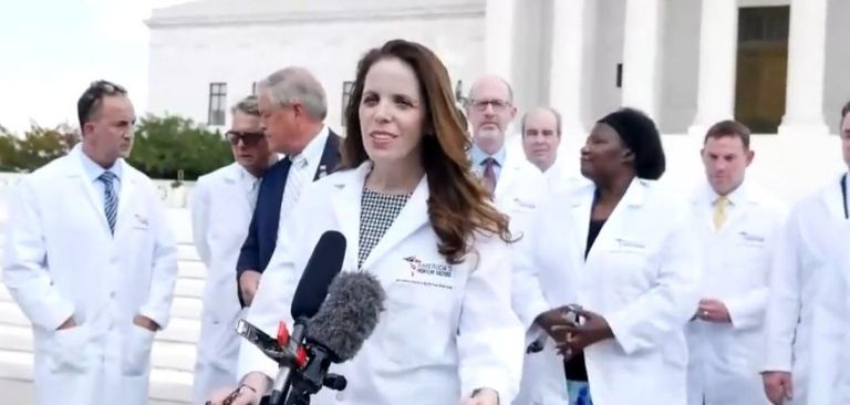 Twitter locks Doctor Simone Gold out of her account for advocating for hydroxychloroquine