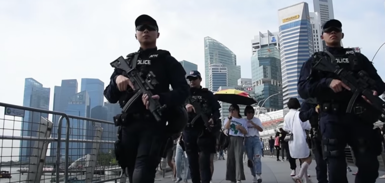 Singapore confirms that police can access coronavirus contact tracing data