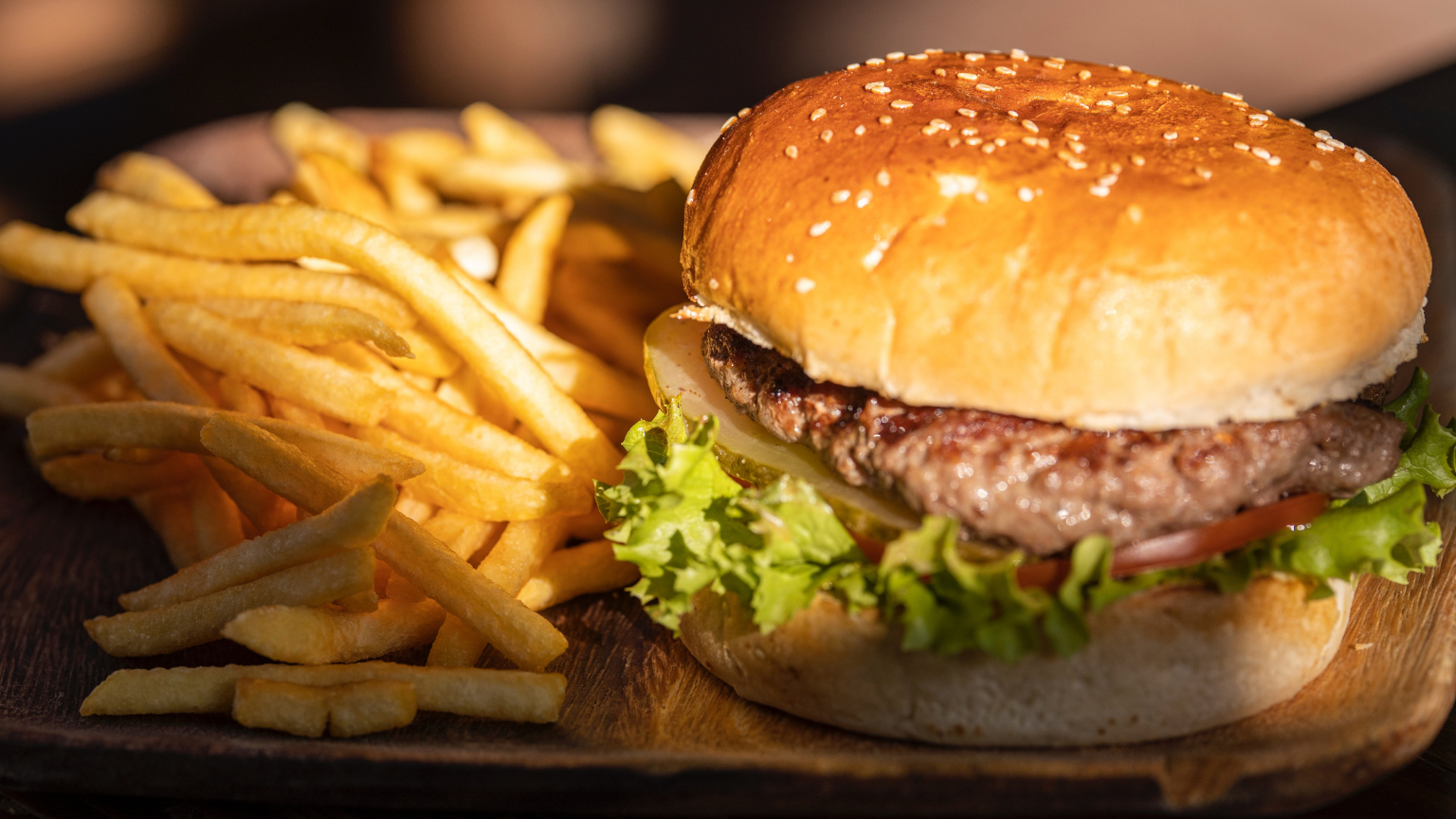 UK government accused of promoting a “nanny state” with proposed online ban on high calorie food ads