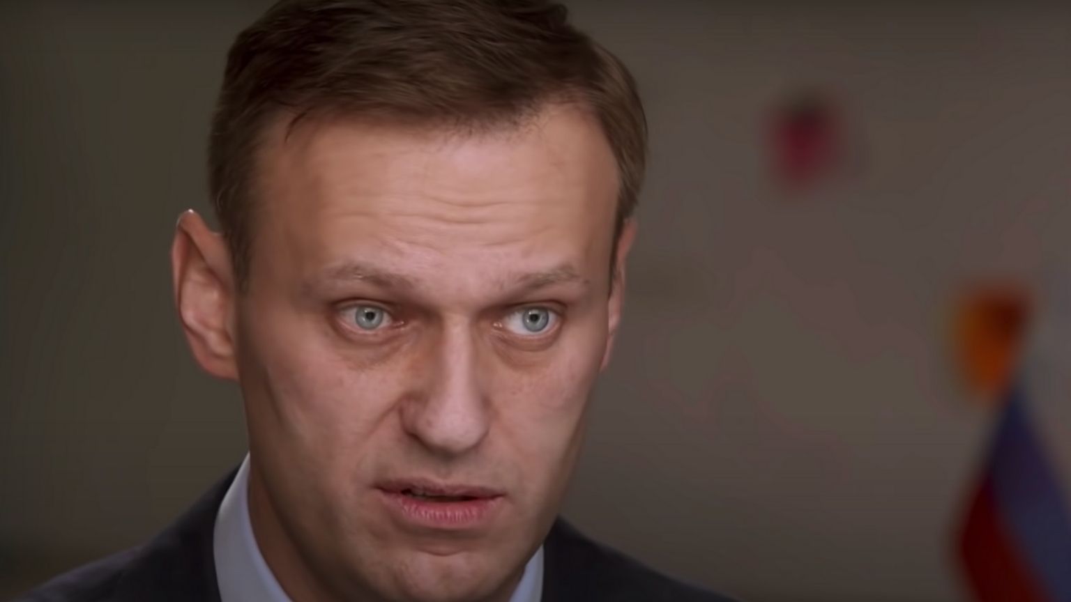 Russia orders Apple and Google to ban app of Putin’s biggest rival, Alexei Navalny
