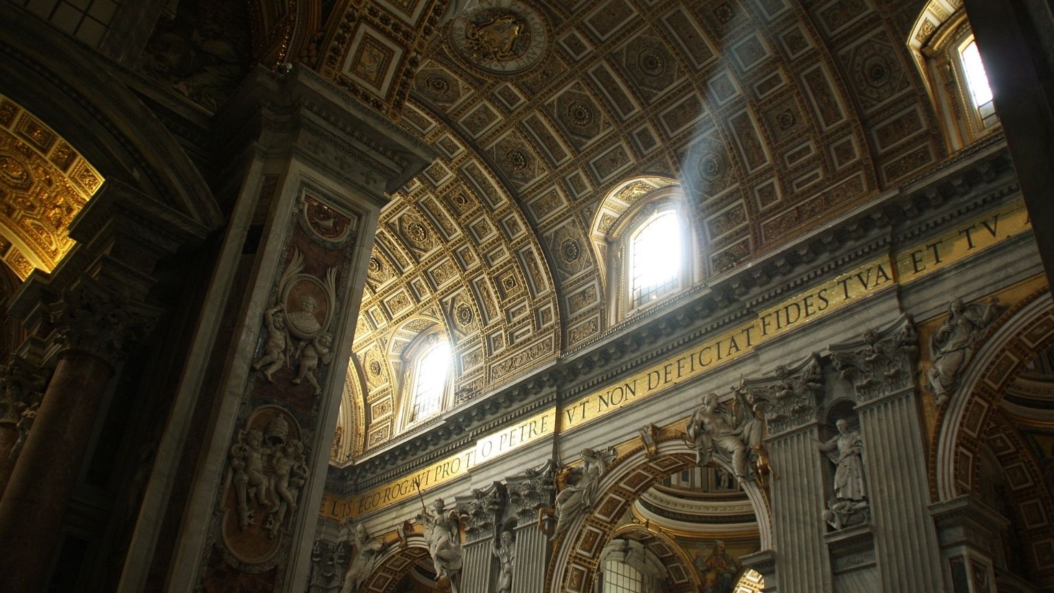 Vaccine passports hit The Vatican