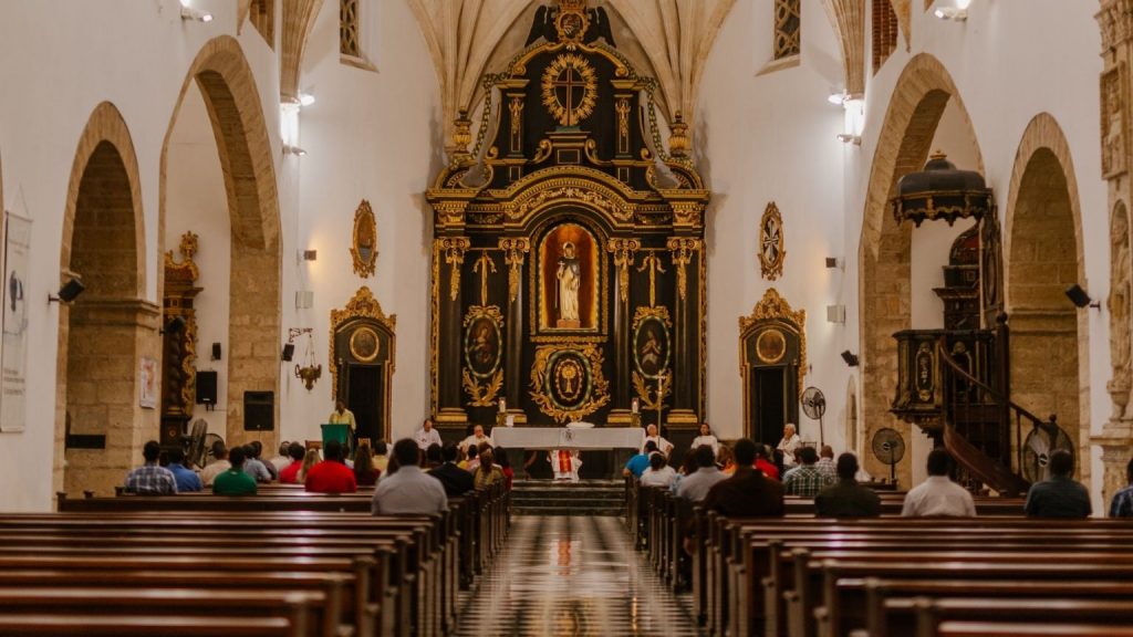 Italian diocese announces vaccine passports needed for Episcopal Ordination Mass