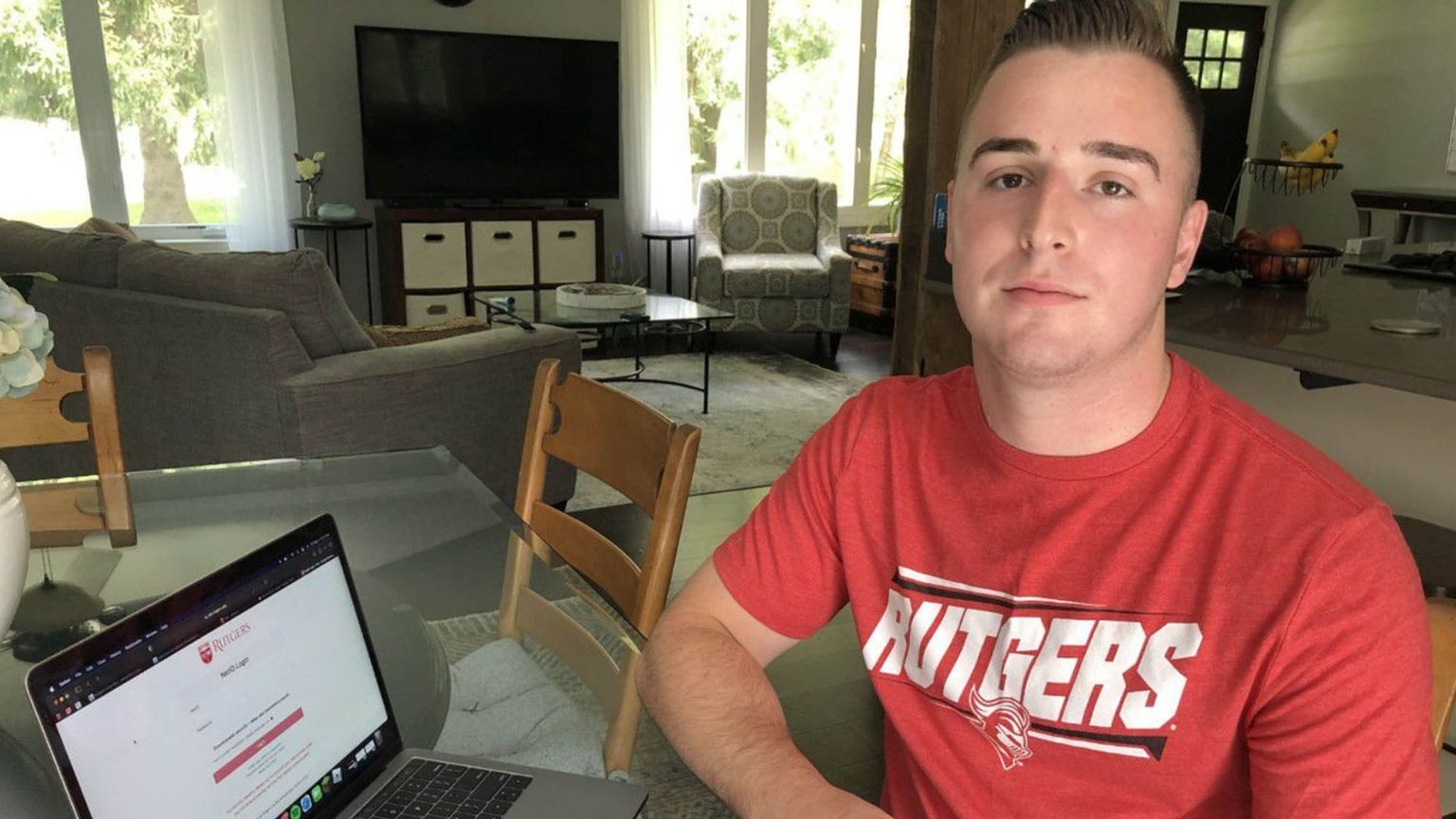 Rutgers bans unvaccinated online-only student from virtual classes