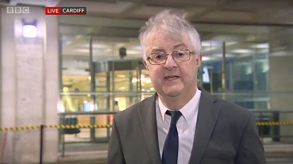 Wales is threatened with vaccine passports