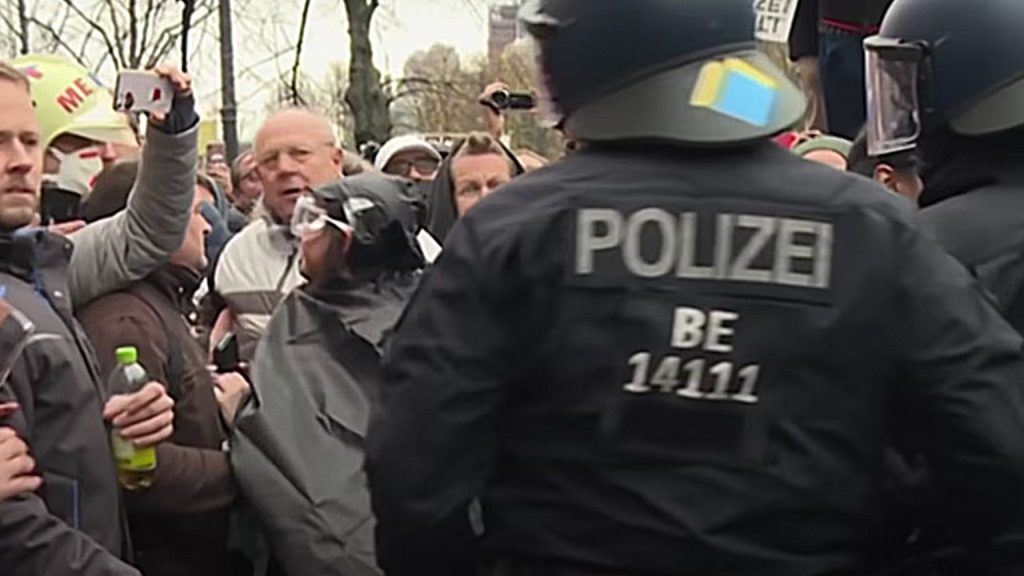 Germany to lockdown anyone who won’t (or can’t) show a vaccine passport