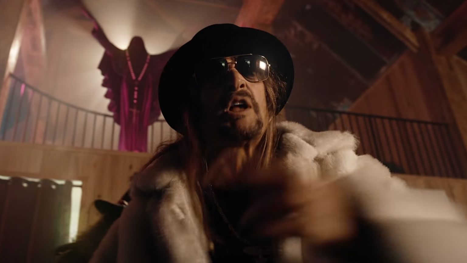 Kid Rock refuses to play at venues that use vaccine passports