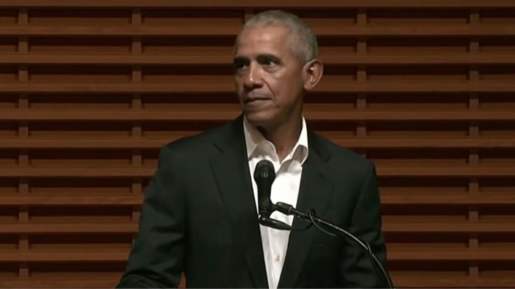 Obama calls for internet speech regulation