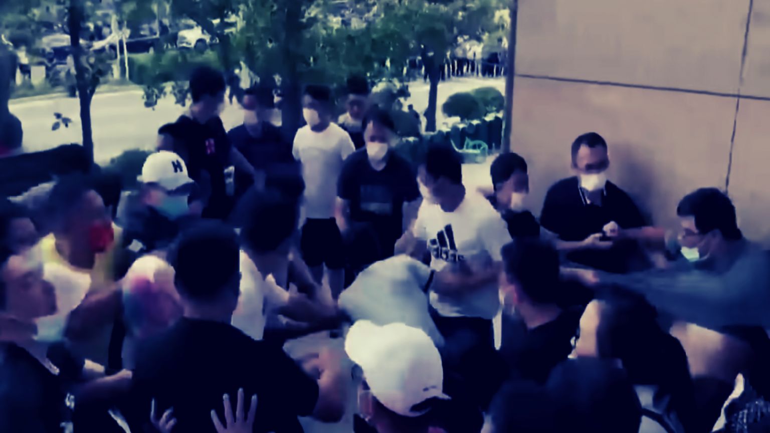 Chinese social platforms rush to censor mortgage protests