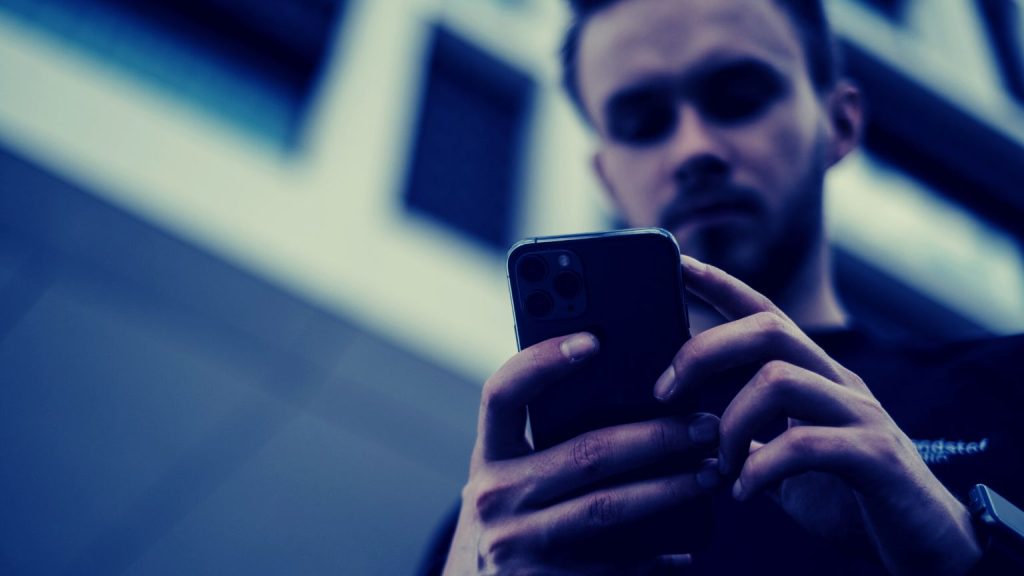The extent of the US government’s cell phone tracking operation is revealed in new documents