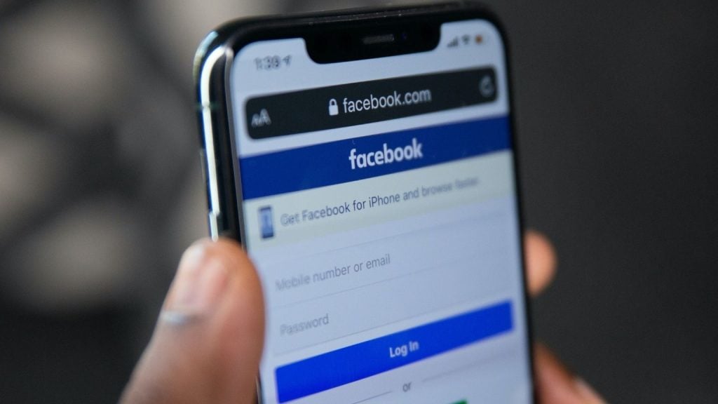 Judge rules government official is allowed to block people on Facebook
