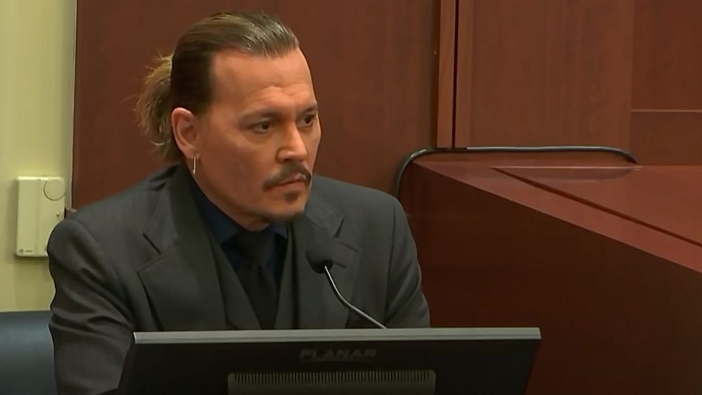 Law school censors its own article on Johnny Depp legal defense, apologizes for “triggering” readers