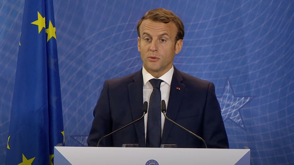 France to introduce biometric health cards