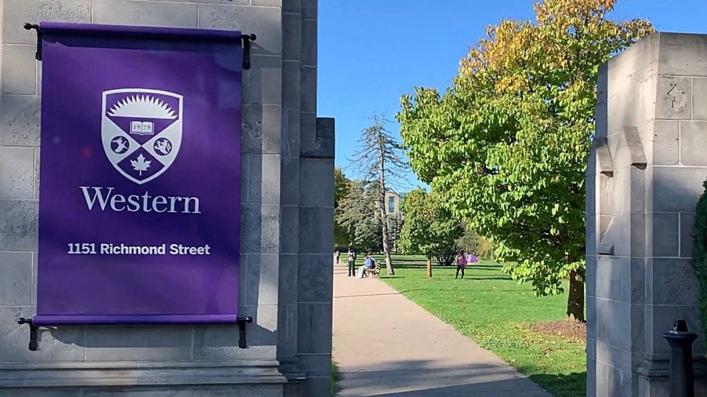 Students of Western University in Canada are censored online for criticizing mask mandates and vax passes