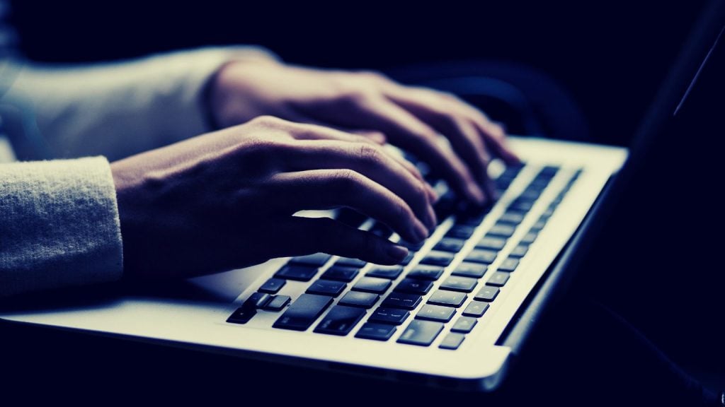 US government plans to develop AI that can unmask anonymous writers