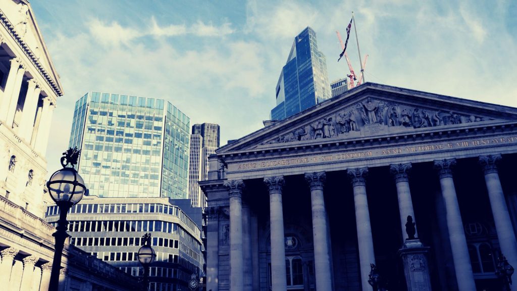 The UK considers a digital pound