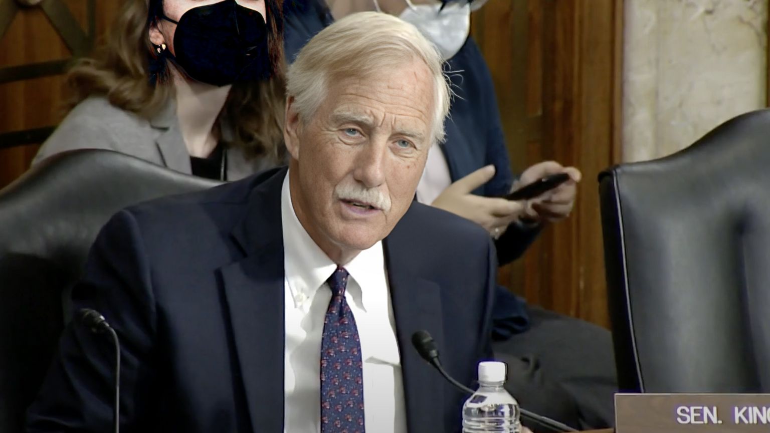 Senator leaned on Twitter by flagging over 300 accounts