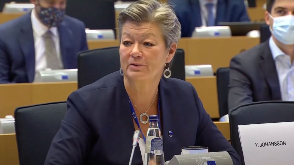 European Commissioner that wants to snoop on private messages has no idea how the technology works