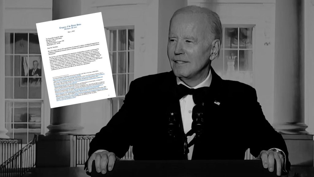Politicians call on Biden to deal with online “harms”
