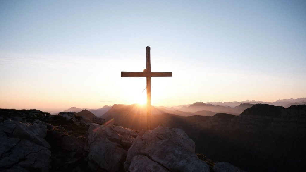 Facebook Deletes “Jesus Died So You Could Live” Post, Calls It “Hate Speech”
