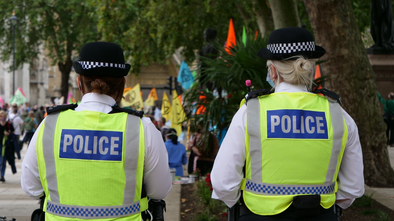 UK: Conservative Councillor Is Arrested For “Hate Crime” For Tweet Defending Free Speech