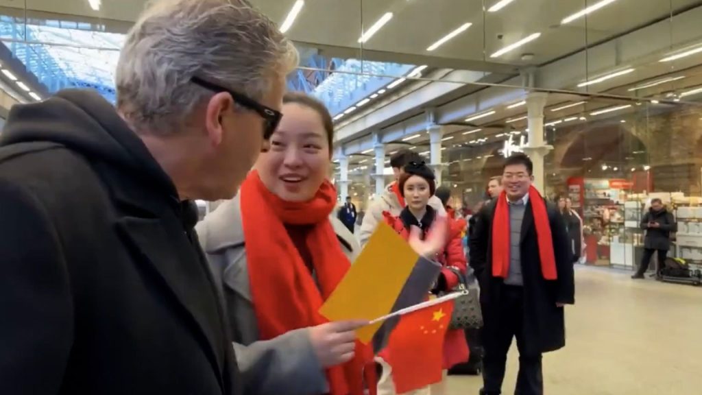 Police Tell British Live Streamer Not To Post Video After Chinese Tourists Tell Him To Stop Filming