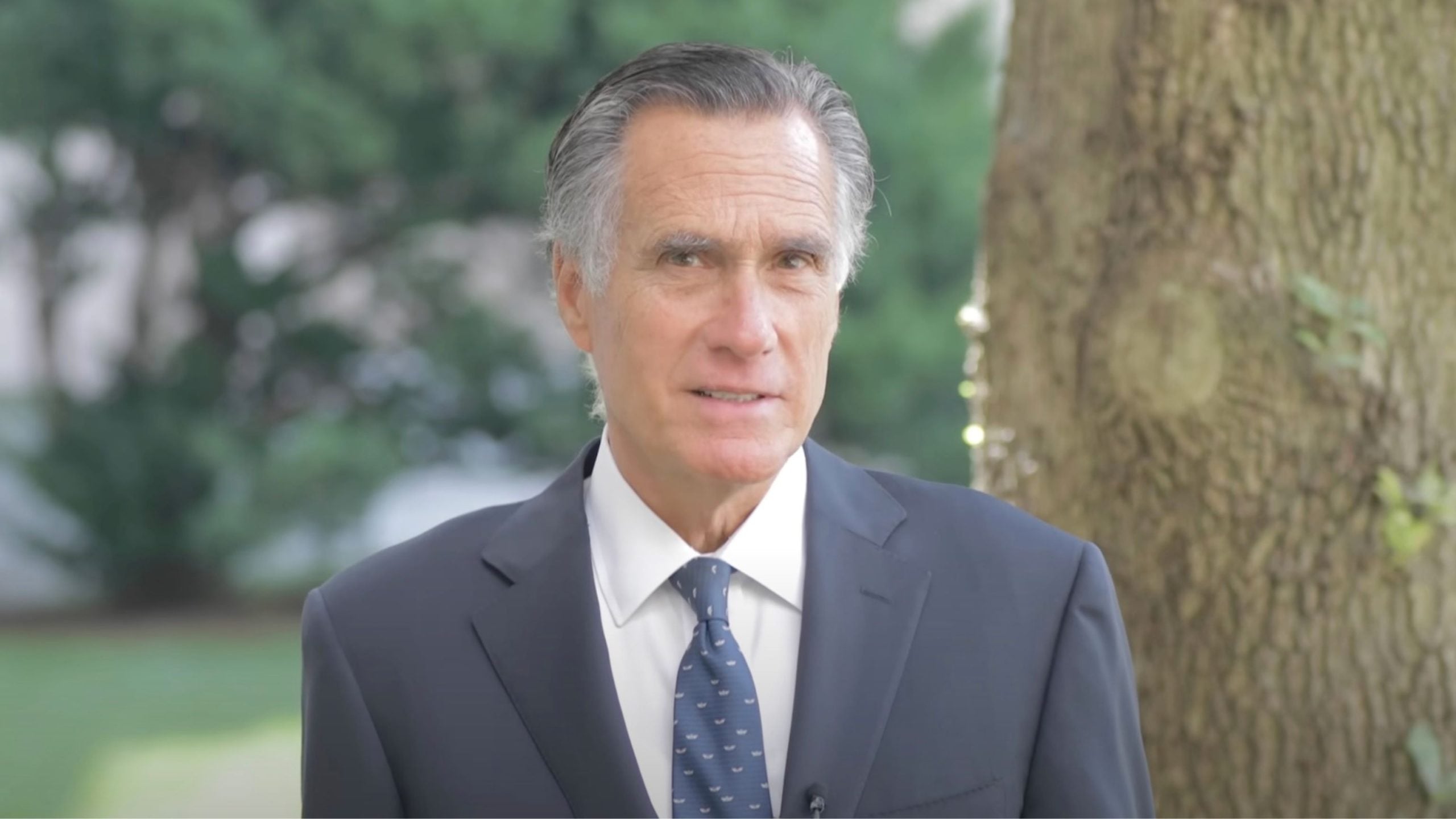 Mitt Romney’s AI Bill Seeks to Ban Anonymous Cloud Access, Raising Privacy Concerns
