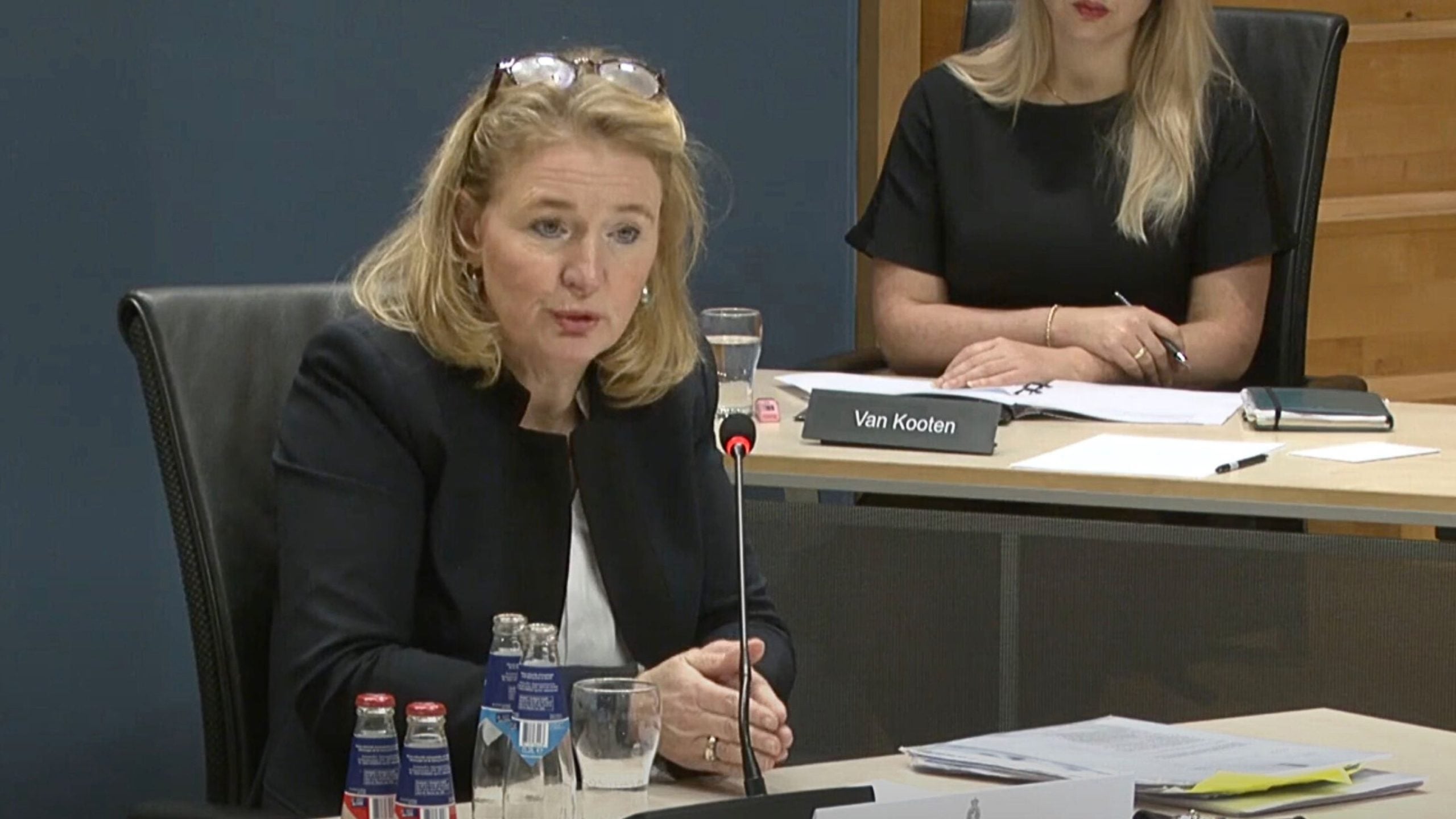 Dutch Regulator Pressures X, Facebook, TikTok to Enforce EU Censorship Rules Ahead of October Election