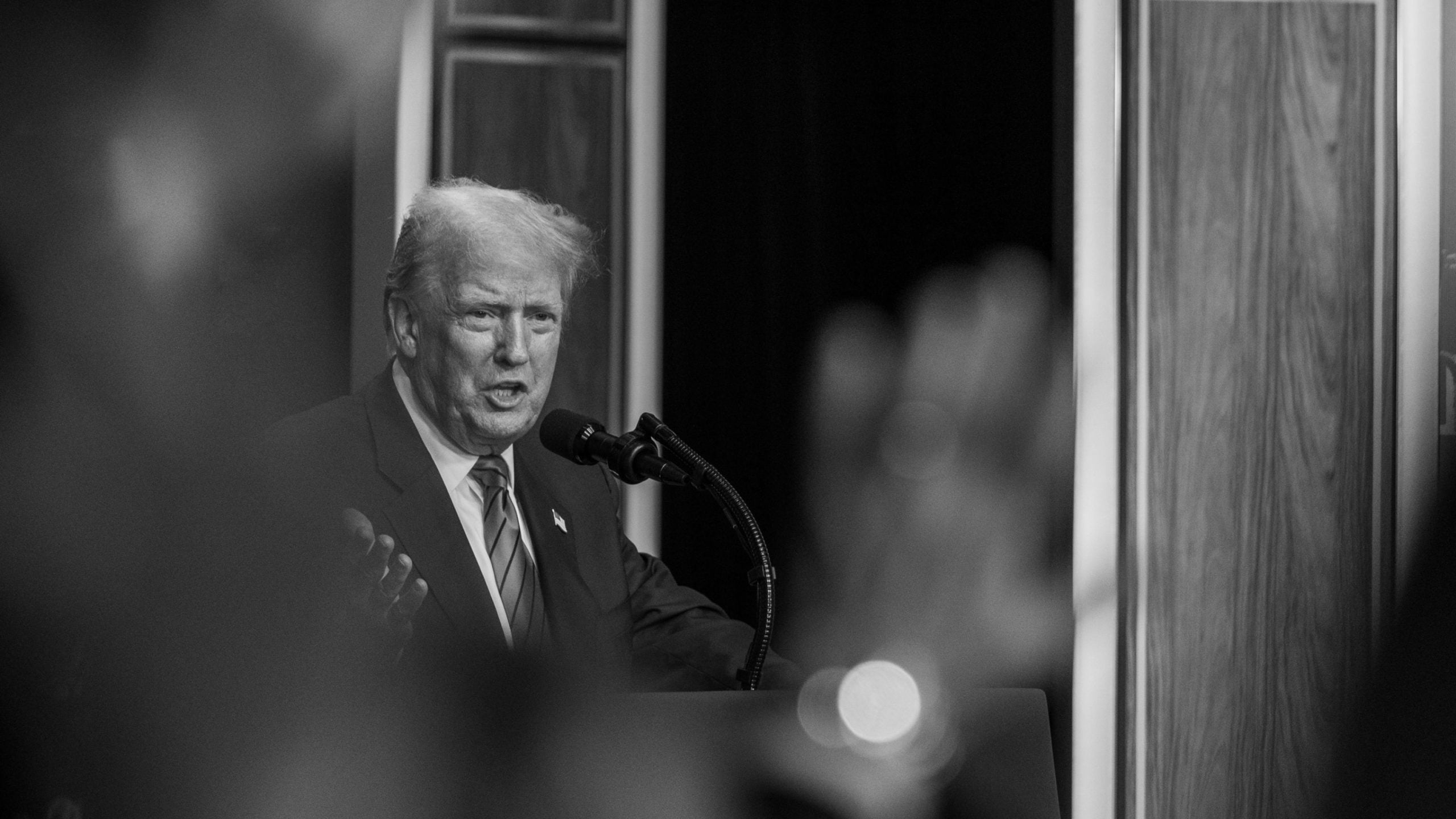 Trump Order Targets Political Debanking but Spares Visa, Mastercard, Payment Processor Monopolies