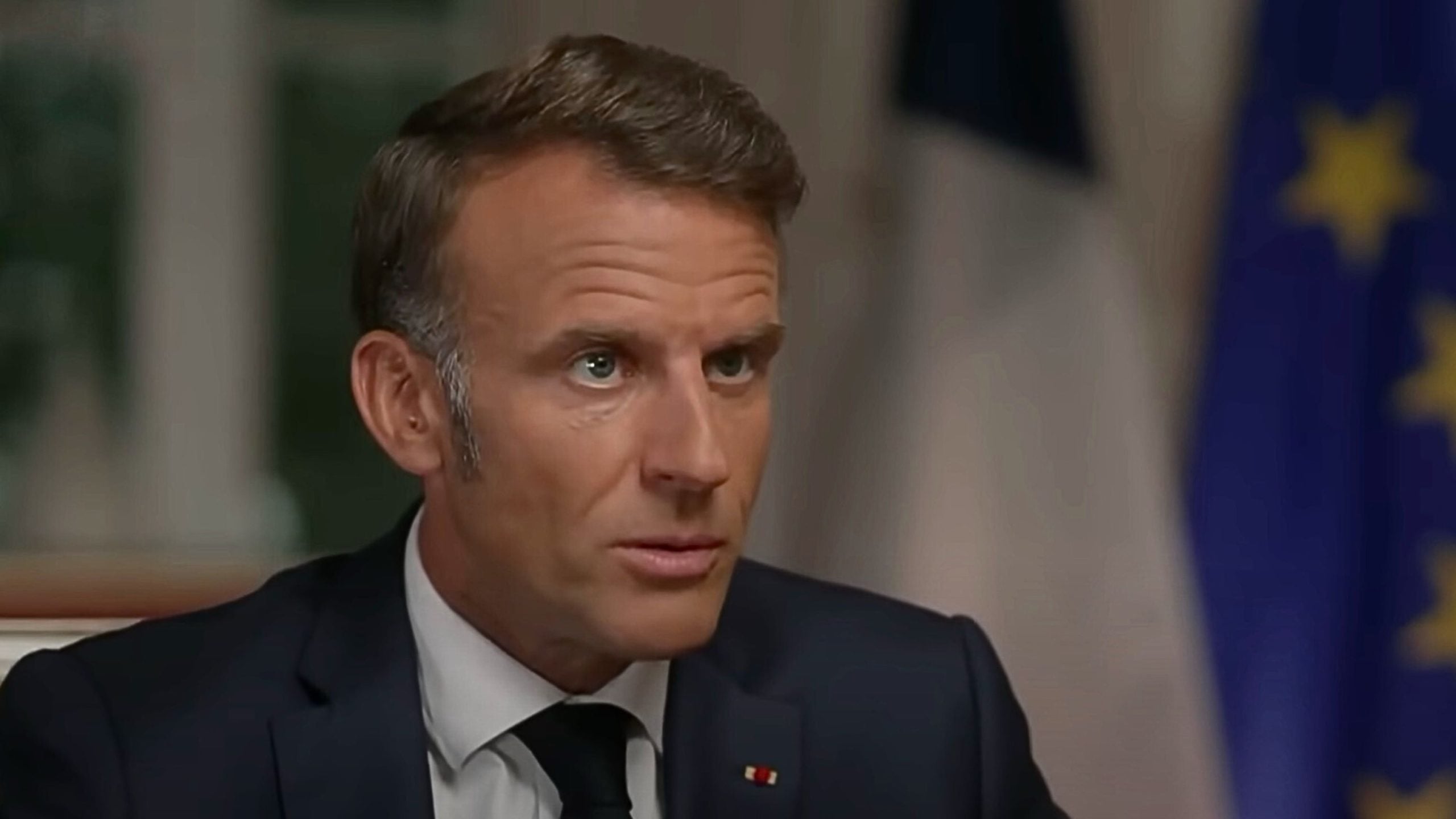 Macron Urges EU Response to Trump’s Tariff Threats Over Censorship Law, Targets US Tech Firms