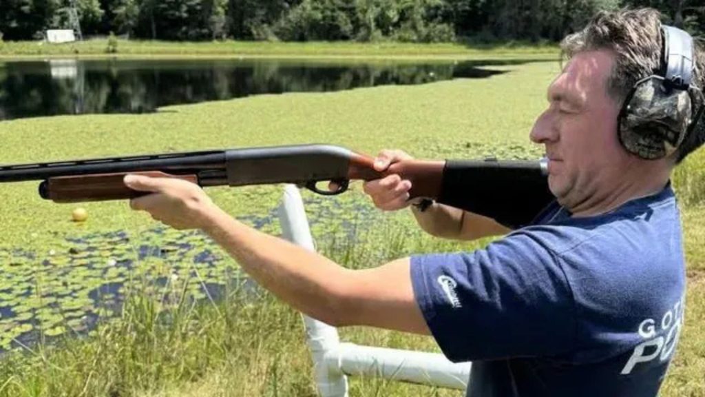 British Man Arrested in UK Over Florida Vacation Gun Photo