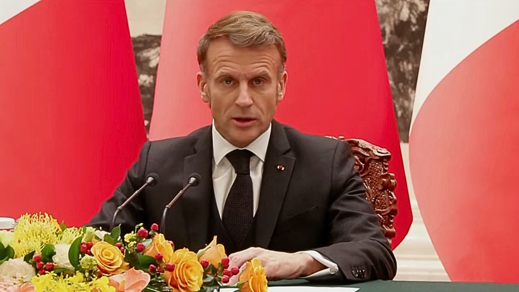 Macron’s Proposed Seal of Truth Meets a Wall of Criticism